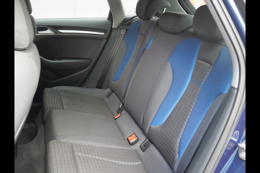 Audi A3 Sportback 35 TFSI COD ADVANCE | VIRTUAL | LED | CARPLAY | ALL-SEASON | NL-AUTO!!