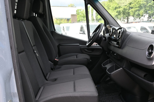 Mercedes-Benz Sprinter 315 CDI Pro RWD L2H2 LED, Geveerde stoel, Navigatie met smartphone integratiepakket, Etc.