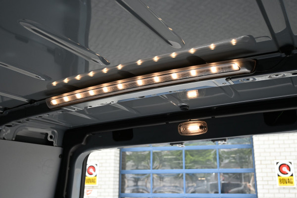 Mercedes-Benz Sprinter 315 CDI Pro RWD L2H2 LED, Geveerde stoel, Navigatie met smartphone integratiepakket, Etc.