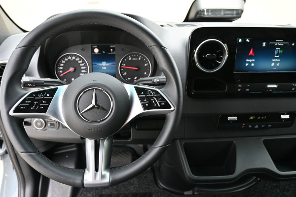 Mercedes-Benz Sprinter 315 CDI Pro RWD L2H2 LED, Geveerde stoel, Navigatie met smartphone integratiepakket, Etc.
