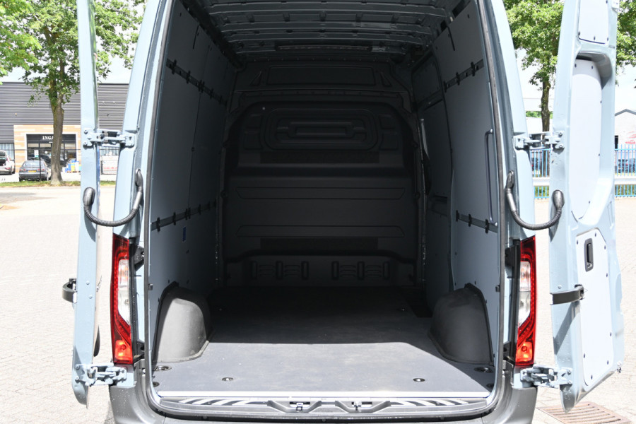 Mercedes-Benz Sprinter 315 CDI Pro RWD L2H2 LED, Geveerde stoel, Navigatie met smartphone integratiepakket, Etc.