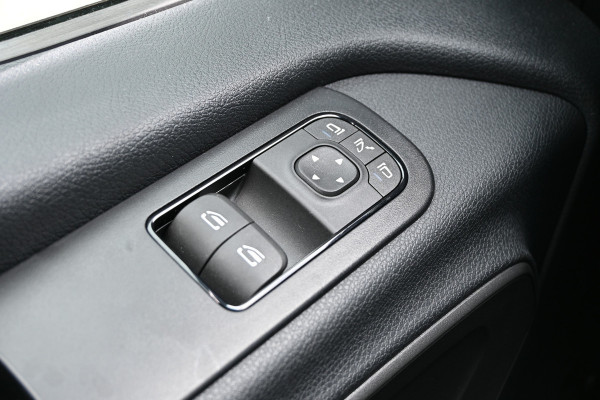 Mercedes-Benz Sprinter 315 CDI Pro RWD L2H2 LED, Geveerde stoel, Navigatie met smartphone integratiepakket, Etc.