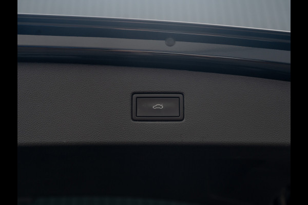 Volkswagen Tiguan 1.5 TSI R-Line Business+ | Trekhaak wegkl. | 360Camera | Harman/Kardon | Side Assist | Elk. A-klep | IQ Light | Prijs Rijklaar!!