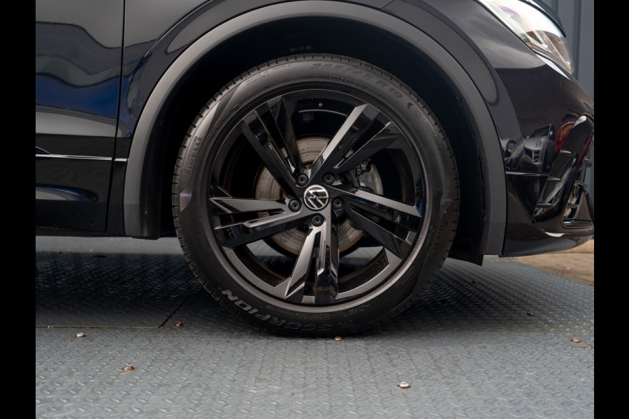 Volkswagen Tiguan 1.5 TSI R-Line Business+ | Trekhaak wegkl. | 360Camera | Harman/Kardon | Side Assist | Elk. A-klep | IQ Light | Prijs Rijklaar!!