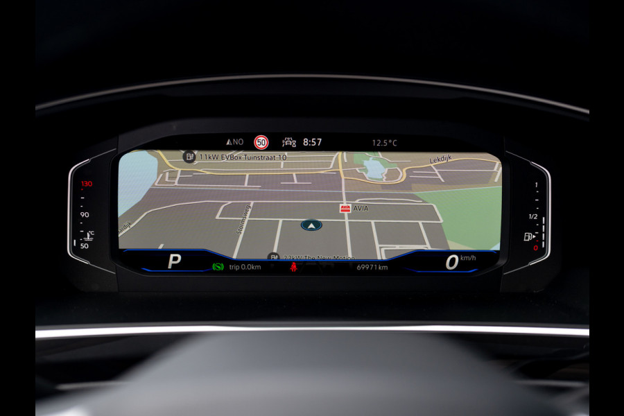 Volkswagen Tiguan 1.5 TSI R-Line Business+ | Trekhaak wegkl. | 360Camera | Harman/Kardon | Side Assist | Elk. A-klep | IQ Light | Prijs Rijklaar!!