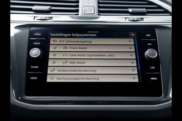 Volkswagen Tiguan 1.5 TSI R-Line Business+ | Trekhaak wegkl. | 360Camera | Harman/Kardon | Side Assist | Elk. A-klep | IQ Light | Prijs Rijklaar!!