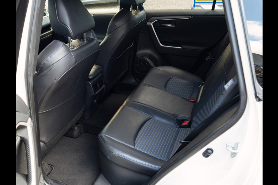 Toyota RAV4 2.5 Hybrid Style|Trekhaak|Alarm|Two Tone