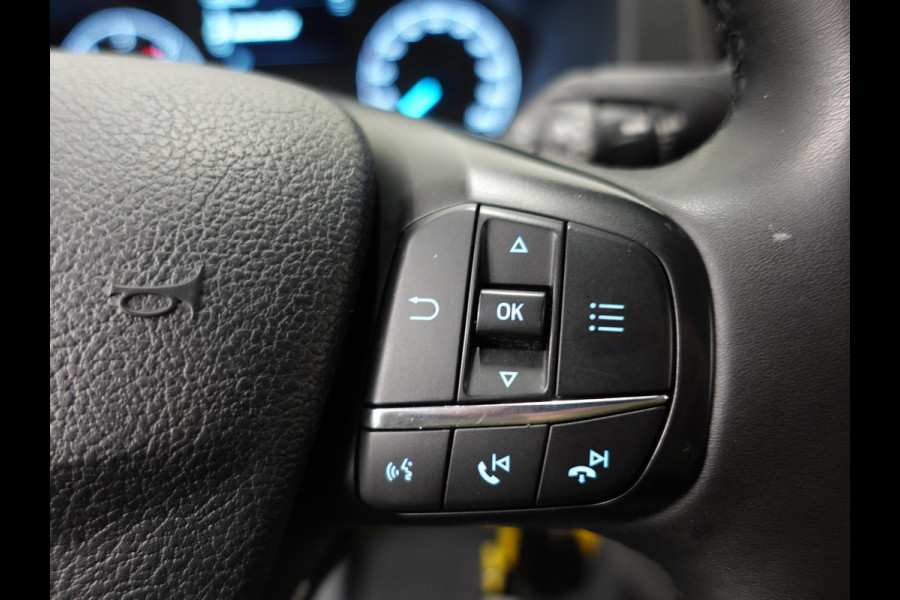 Ford Transit Custom 130pk Automaat L2H1 Trend Navigatie Cruise control Camera Parkeersensoren Trekhaak Airco