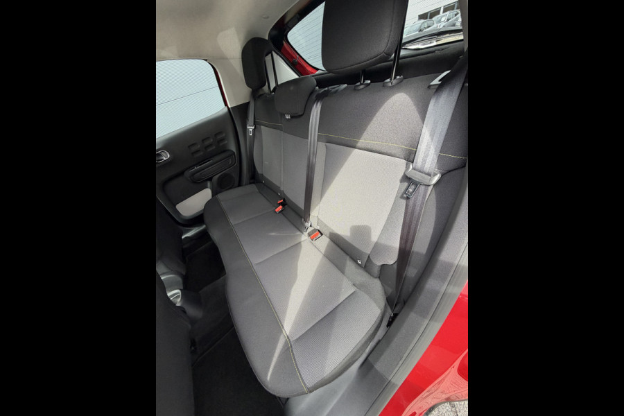 Citroën C3 82pk Shine (Camera - Navigatie via APP - Automatische Airco - Parkeersensoren - Lichtmetalen velgen - Apple Carplay)