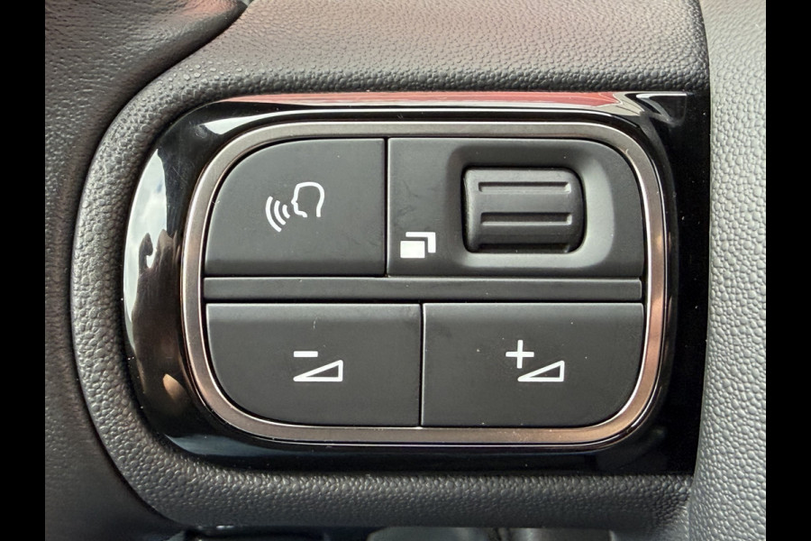 Citroën C3 82pk Shine (Camera - Navigatie via APP - Automatische Airco - Parkeersensoren - Lichtmetalen velgen - Apple Carplay)