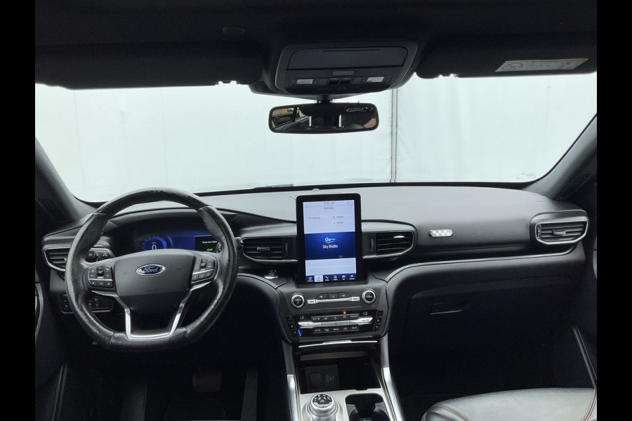 Ford Explorer 7-Pers 3.0 V6 PHEV ST-Line 7-Pers Pano Trekhaak Stoelverw+Ventilatie Massage EcoBoost