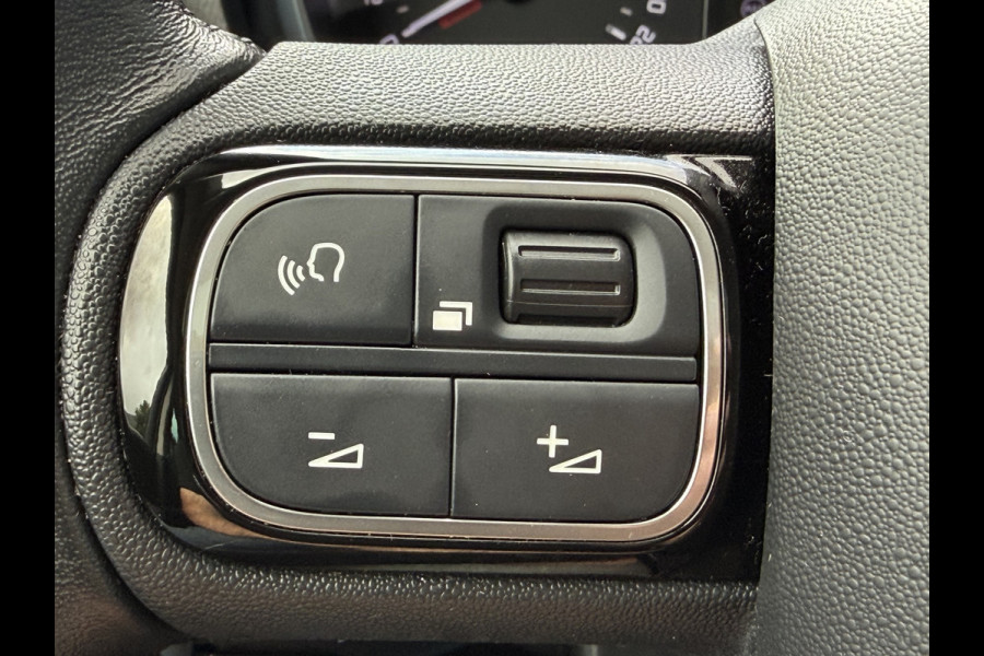 Citroën C3 Aircross 130pk Shine (Elektrisch Schuifdak - Keyless Entry - Camera - Parkeersensoren V+A - Automatische Airco - Navigatie - Apple Carpla