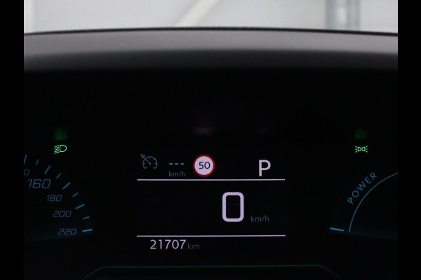 Peugeot 2008 1.2 Hybrid 136 Style | Automaat | Carplay | Climate control | Parkeerhulp | Full LED | Cruise control | Bluetooth