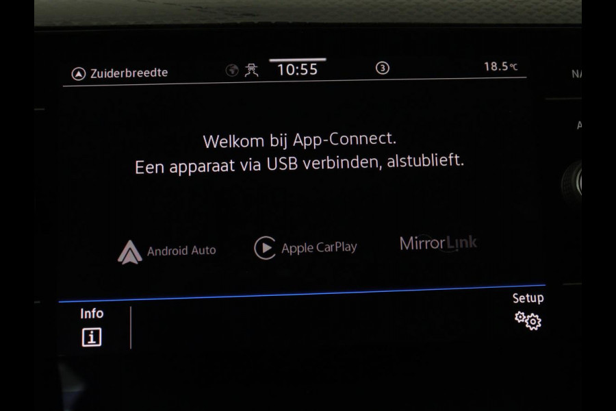 Volkswagen Polo 1.0 TSI Life Business | Stoelverwarming | Adaptive cruise | Carplay | Trekhaak | Navigatie | Full LED | 16'' | Climate control | DAB | Bluetooth
