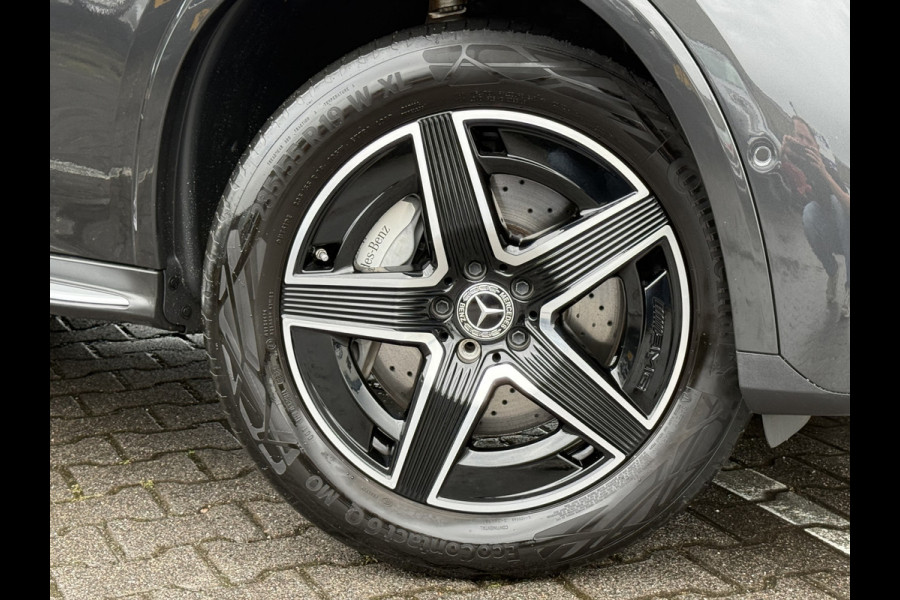 Mercedes-Benz GLC 300e 4MATIC AMG Line | Trekhaak | Distronic | CarPlay | Camera | 19 inch
