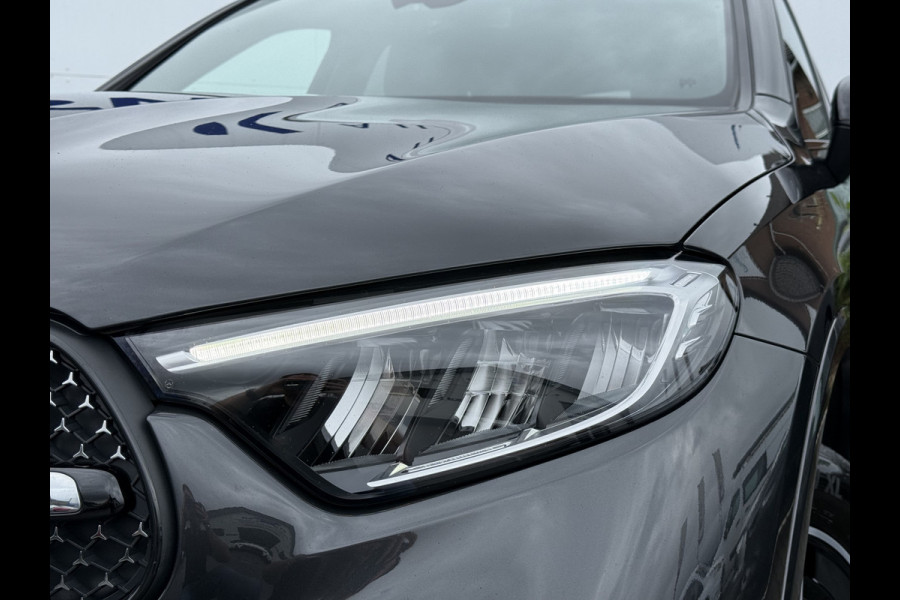 Mercedes-Benz GLC 300e 4MATIC AMG Line | Trekhaak | Distronic | CarPlay | Camera | 19 inch
