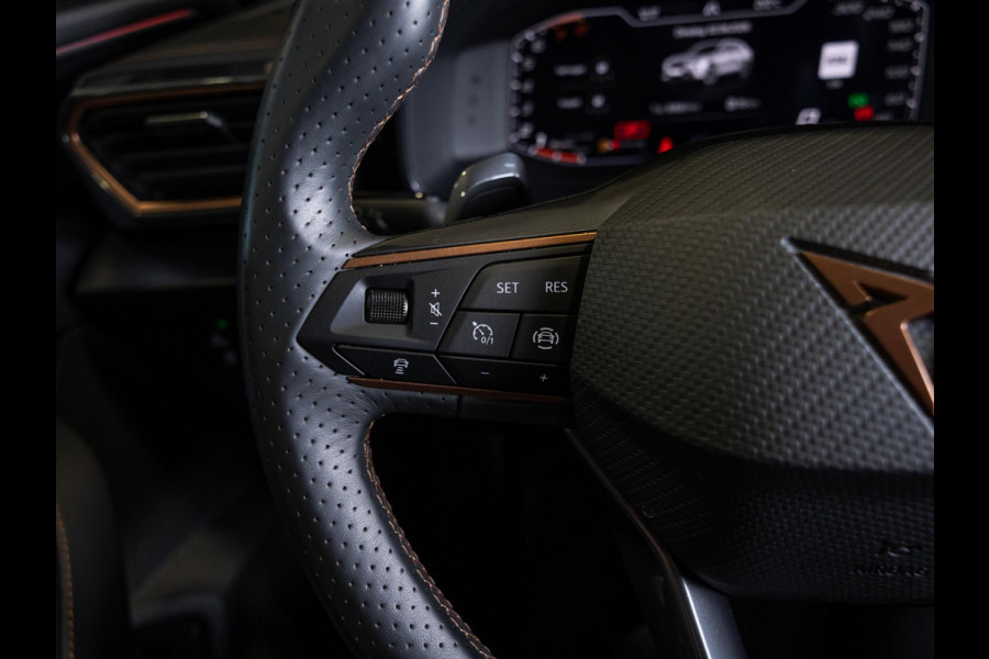CUPRA Formentor 1.5 TSI Business Edition Plus / 150pk / Panorama dak / Achteruitrij camera / Stoel en stuur verwarming /
