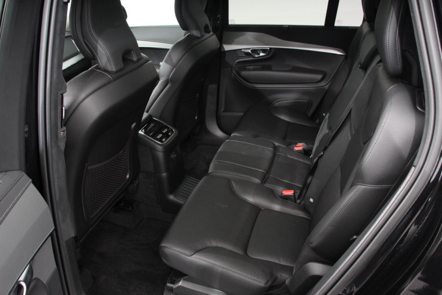 Volvo XC90 2.0 T8 455pk Recharge AWD Ultimate Dark Leder Panorama-schuifdak Navigatie Harman Kardon Electrisch bedienbare achterklep Camera Cruise control Apple Carplay/ Android Auto