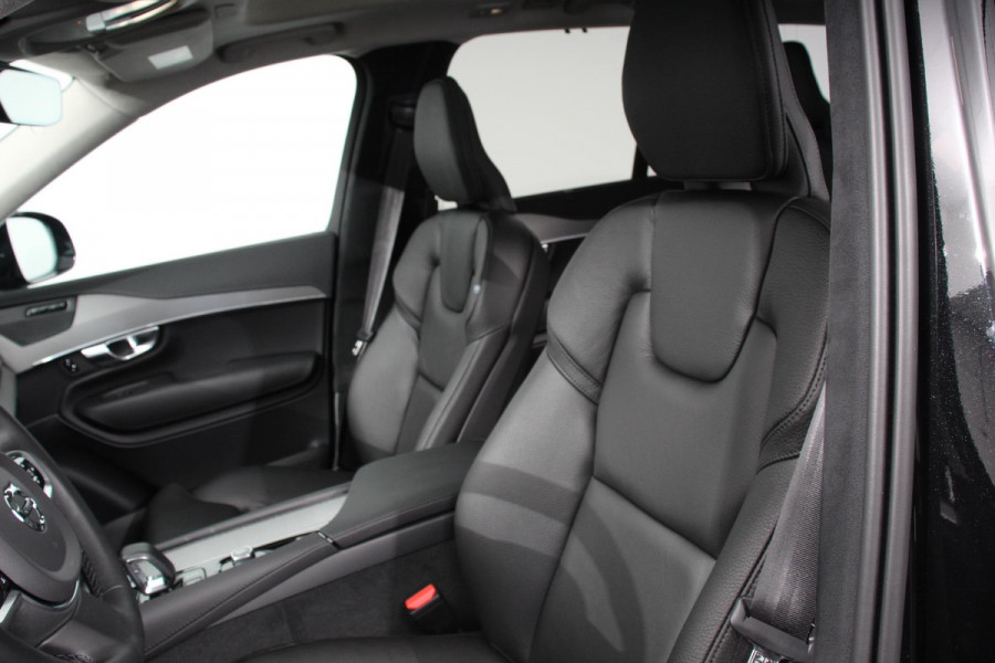 Volvo XC90 2.0 T8 455pk Recharge AWD Ultimate Dark Leder Panorama-schuifdak Navigatie Harman Kardon Electrisch bedienbare achterklep Camera Cruise control Apple Carplay/ Android Auto