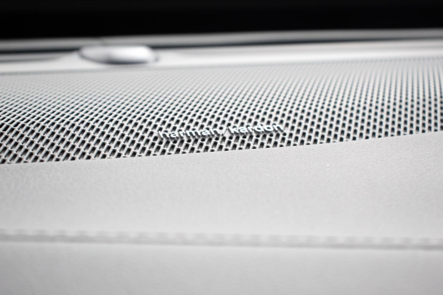 Volvo XC90 2.0 T8 455pk Recharge AWD Ultimate Dark Leder Panorama-schuifdak Navigatie Harman Kardon Electrisch bedienbare achterklep Camera Cruise control Apple Carplay/ Android Auto