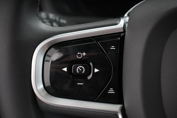 Volvo XC90 2.0 T8 455pk Recharge AWD Ultimate Dark Leder Panorama-schuifdak Navigatie Harman Kardon Electrisch bedienbare achterklep Camera Cruise control Apple Carplay/ Android Auto