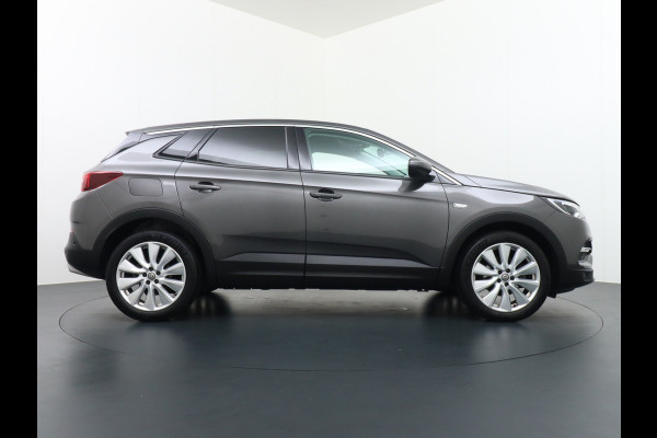 Opel Grandland X T131PK Business Executive Apple Carplay Android Auto Camera Navi AGR-Comfort Stoelen Keyless 19" DAB+ ECC Bluetooth Cruise Contr Isofix Elek.Achterklep Lane-Assist Lmv Regen-Licht Sensor Privacy Glas Dealer Onderhouden Origineel Nederlandse Auto