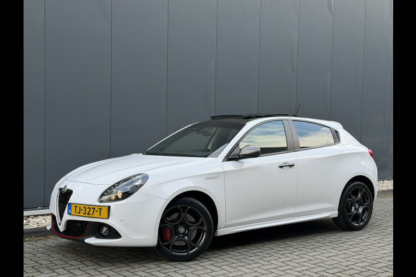 Alfa Romeo Giulietta 1.4 Turbo MultiAir Super | Electrisch panorama/schuifdak | Cruise control | DAB | Airconditioning | 18'' LMV