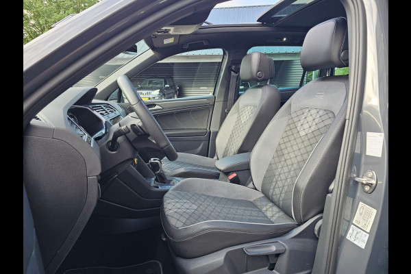 Volkswagen Tiguan 2.0 TSI 190PK 4MOTION DSG R-Line | Pano | Trekhaak | HUD | Stuur- & stoelverwarming | Virtual | App-connect | LMV 19" |