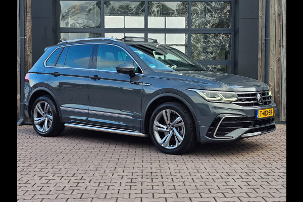 Volkswagen Tiguan 2.0 TSI 190PK 4MOTION DSG R-Line | Pano | Trekhaak | HUD | Stuur- & stoelverwarming | Virtual | App-connect | LMV 19" |
