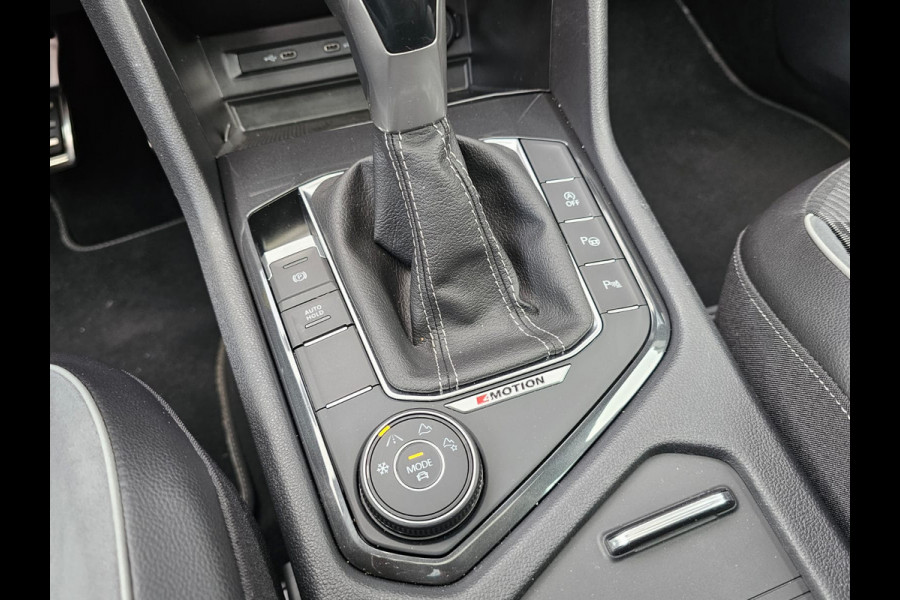 Volkswagen Tiguan 2.0 TSI 190PK 4MOTION DSG R-Line | Pano | Trekhaak | HUD | Stuur- & stoelverwarming | Virtual | App-connect | LMV 19" |