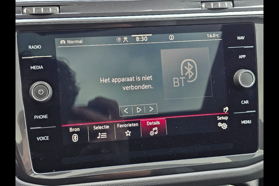Volkswagen Tiguan 2.0 TSI 190PK 4MOTION DSG R-Line | Pano | Trekhaak | HUD | Stuur- & stoelverwarming | Virtual | App-connect | LMV 19" |
