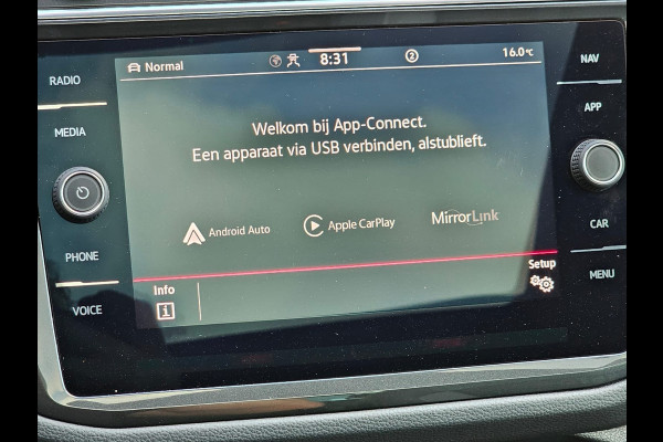 Volkswagen Tiguan 2.0 TSI 190PK 4MOTION DSG R-Line | Pano | Trekhaak | HUD | Stuur- & stoelverwarming | Virtual | App-connect | LMV 19" |
