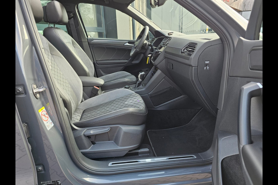 Volkswagen Tiguan 2.0 TSI 190PK 4MOTION DSG R-Line | Pano | Trekhaak | HUD | Stuur- & stoelverwarming | Virtual | App-connect | LMV 19" |