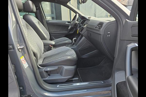 Volkswagen Tiguan 2.0 TSI 190PK 4MOTION DSG R-Line | Pano | Trekhaak | HUD | Stuur- & stoelverwarming | Virtual | App-connect | LMV 19" |