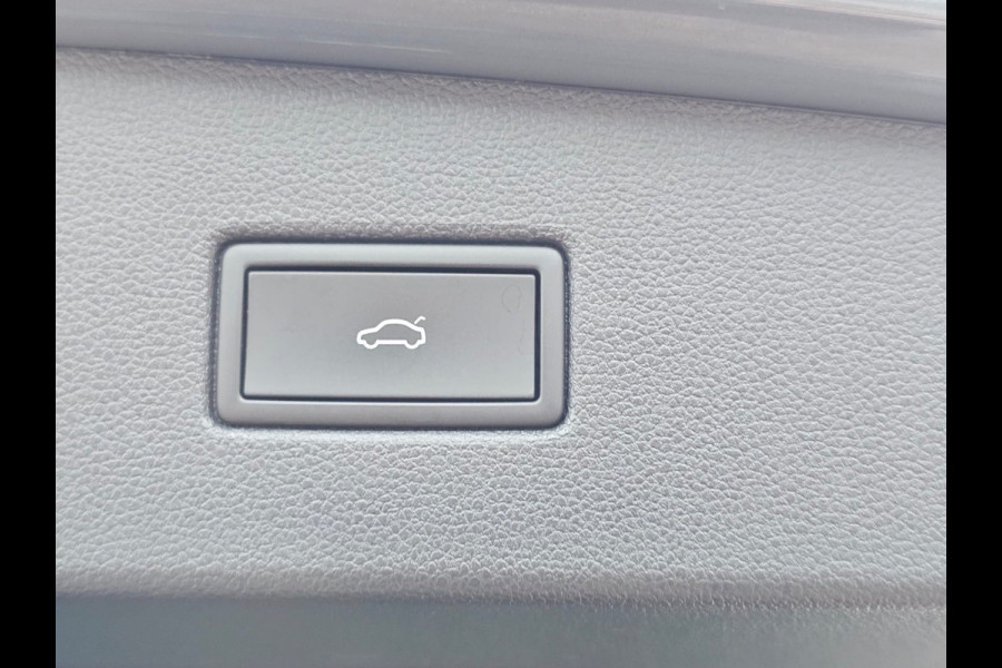Volkswagen Tiguan 2.0 TSI 190PK 4MOTION DSG R-Line | Pano | Trekhaak | HUD | Stuur- & stoelverwarming | Virtual | App-connect | LMV 19" |