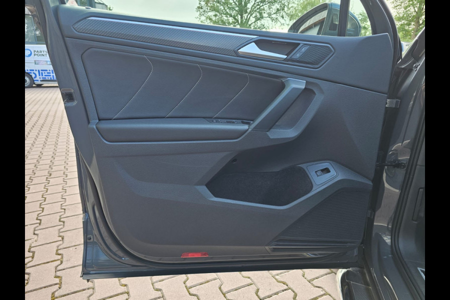 Volkswagen Tiguan 2.0 TSI 190PK 4MOTION DSG R-Line | Pano | Trekhaak | HUD | Stuur- & stoelverwarming | Virtual | App-connect | LMV 19" |