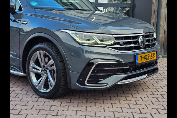 Volkswagen Tiguan 2.0 TSI 190PK 4MOTION DSG R-Line | Pano | Trekhaak | HUD | Stuur- & stoelverwarming | Virtual | App-connect | LMV 19" |