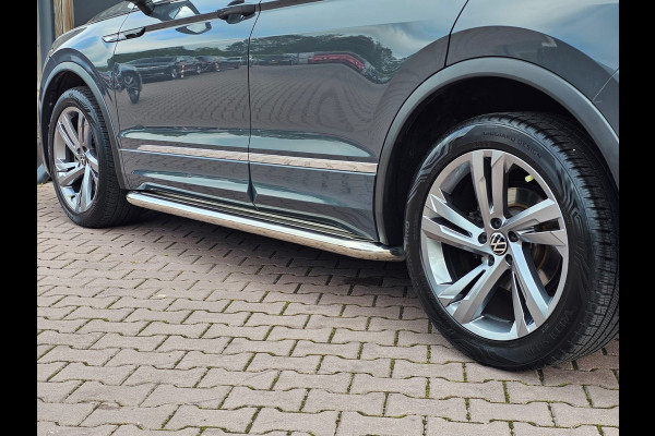 Volkswagen Tiguan 2.0 TSI 190PK 4MOTION DSG R-Line | Pano | Trekhaak | HUD | Stuur- & stoelverwarming | Virtual | App-connect | LMV 19" |