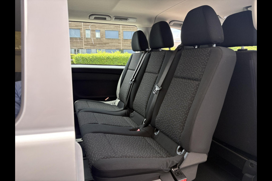 Mercedes-Benz EVITO TOURER PRO L2 90 kWh | BTW Auto | SOH 95,5% | 9 Pers. | Stoelverwarming | Navi | Cruise Control |