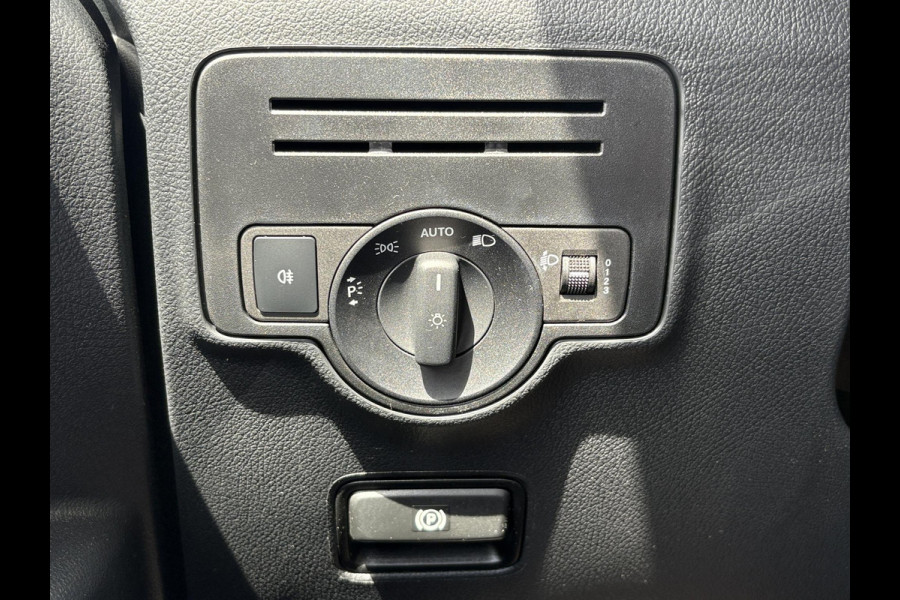 Mercedes-Benz EVITO TOURER PRO L2 90 kWh | BTW Auto | SOH 95,5% | 9 Pers. | Stoelverwarming | Navi | Cruise Control |