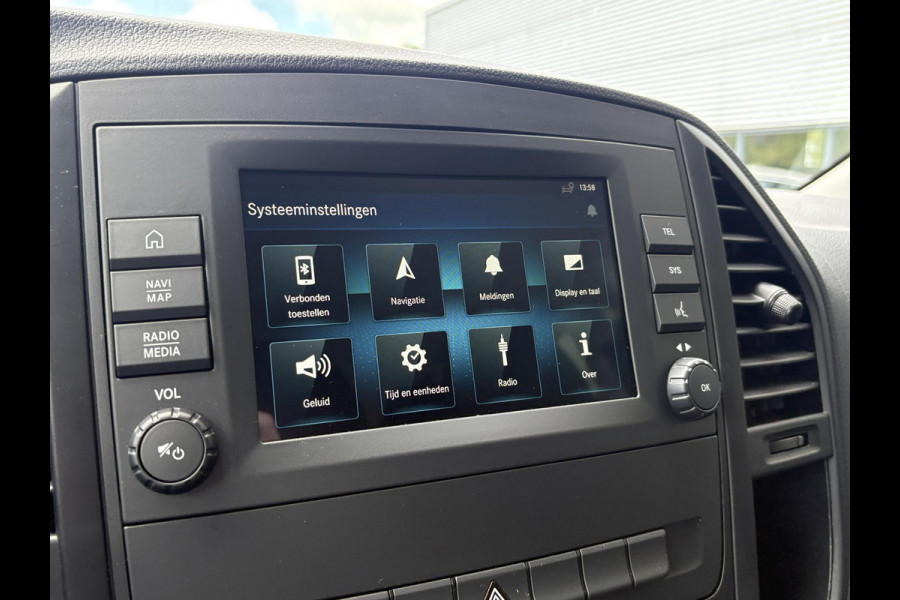 Mercedes-Benz EVITO TOURER PRO L2 90 kWh | BTW Auto | SOH 95,5% | 9 Pers. | Stoelverwarming | Navi | Cruise Control |