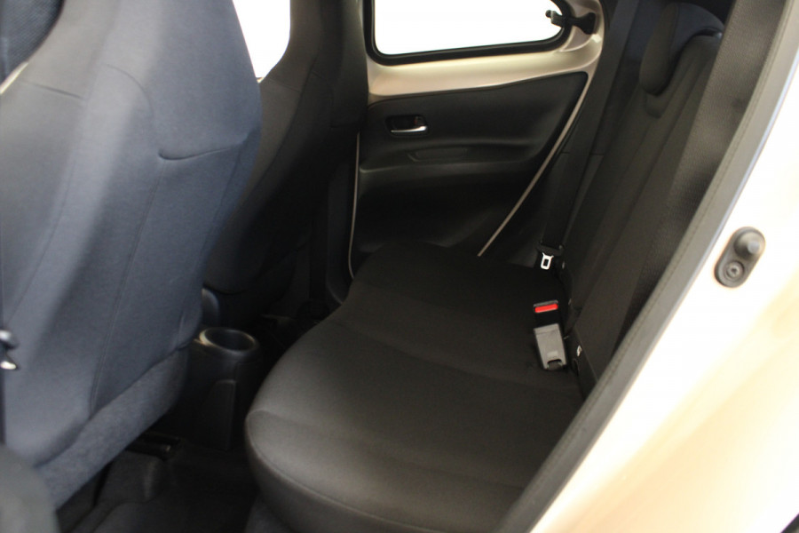Toyota Aygo X 1.0 VVT-i MT Pulse |Camera|Stoelverw.|