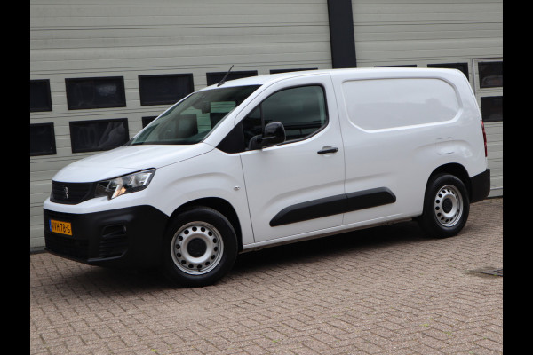Peugeot e-Partner 50 kWh Lang L2 - Apple Carplay - Snelladen - Camera - 1e Eigenaar