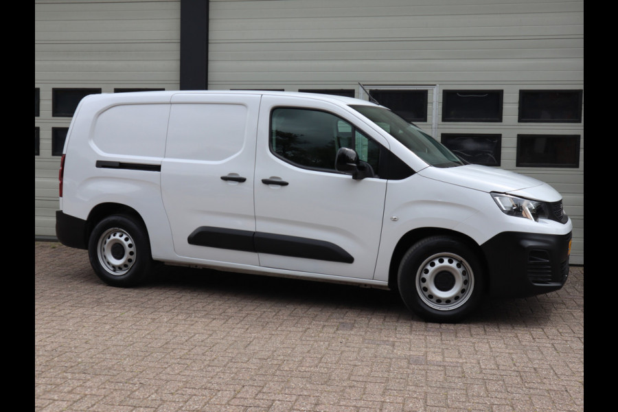 Peugeot e-Partner 50 kWh Lang L2 - Apple Carplay - Snelladen - Camera - 1e Eigenaar