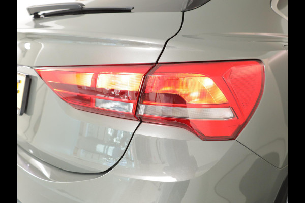 Audi Q3 Sportback 35 TFSI Pro Line 150 pk S-tronic | Navigatie via App | Parkeersensoren (Park assist) | Achteruitrijcamera | Apple Carplay/Android Auto |