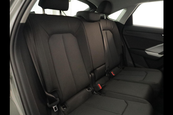 Audi Q3 Sportback 35 TFSI Pro Line 150 pk S-tronic | Navigatie via App | Parkeersensoren (Park assist) | Achteruitrijcamera | Apple Carplay/Android Auto |