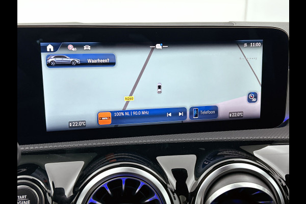 Mercedes-Benz A-Klasse 250 e Business Solution AMG | AMG Line Plus pakket | Memorypakket voorstoelen | Panoramaschuifdak | Head-up display | 360° camera | AMG Line Plus pakket | Memorypakket voorstoelen | Panoramaschuifdak | Head-up display | 360° camera |