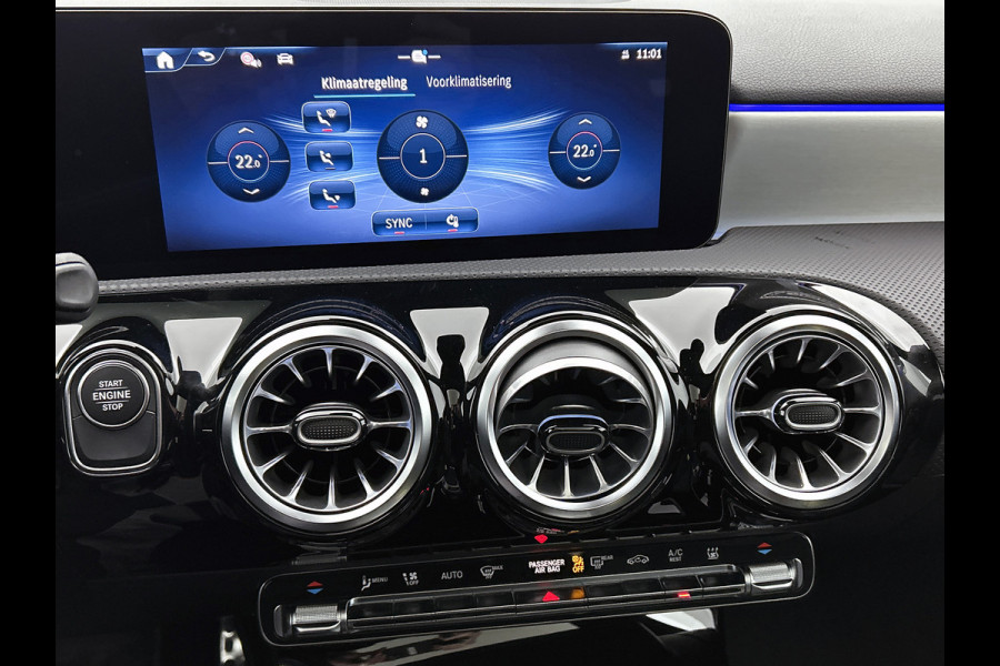 Mercedes-Benz A-Klasse 250 e Business Solution AMG | AMG Line Plus pakket | Memorypakket voorstoelen | Panoramaschuifdak | Head-up display | 360° camera | AMG Line Plus pakket | Memorypakket voorstoelen | Panoramaschuifdak | Head-up display | 360° camera |