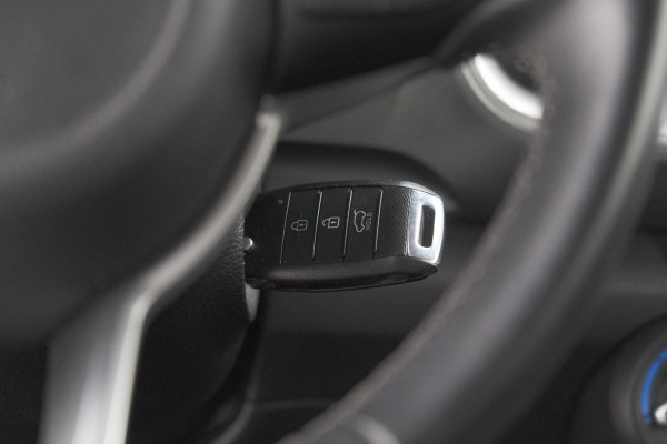 Kia Stonic 1.0 T-GDi MHEV DynamicLine | Camera | Apple Carplay | Parkeersensoren