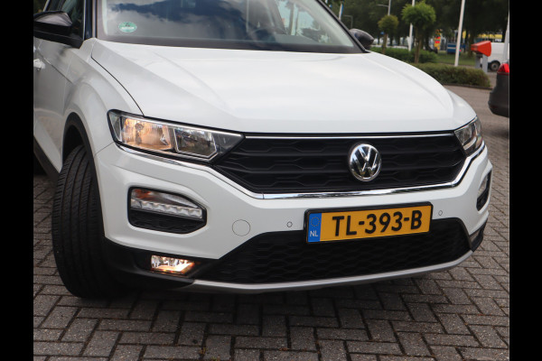 Volkswagen T-Roc 1.5 TSI Style Navi / Clima / Handgesch / Dealer onderhouden BTW AUTO / 1e eigenaar / 150PK!